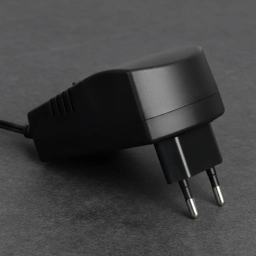 D_689302-MLC96887061286_112025-O.jpg Adaptador Corriente Universal 30w Regulable 12v3a Irm-10193